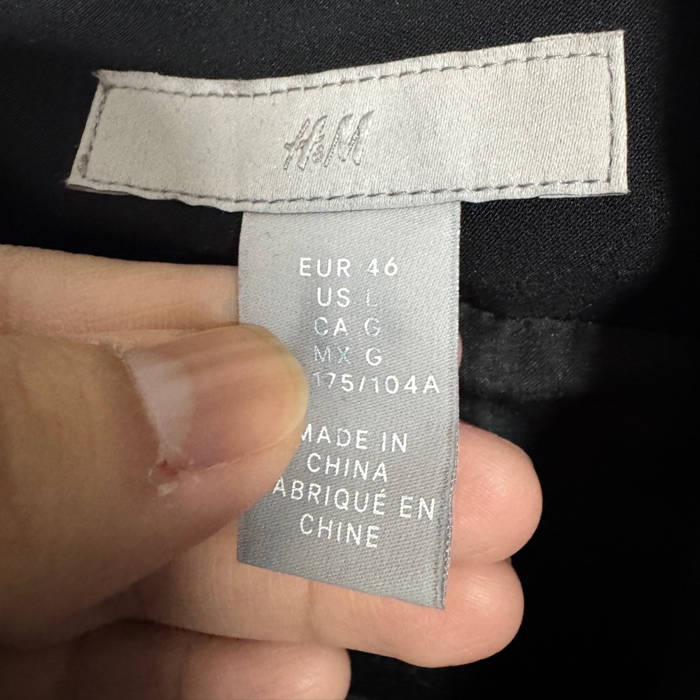 H&M black blazer - Picture 3 of 15